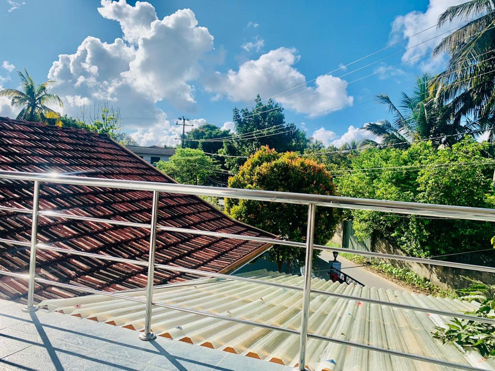 Dreamy Surf House Weligama Exterior photo